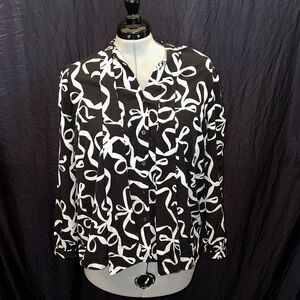 Eloquii Monochrome Swirl Top